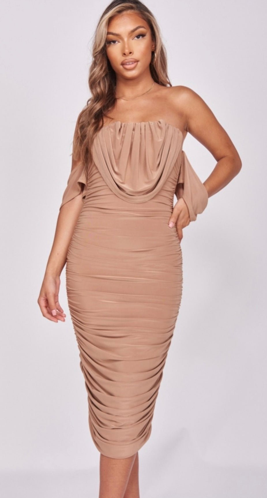 CAMEL MIDI DRESS -